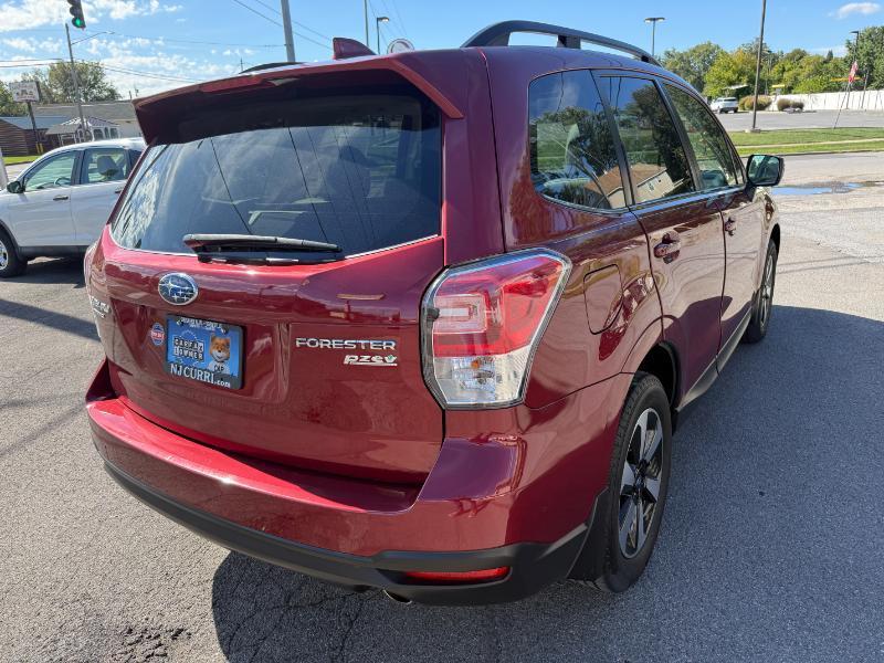 Subaru Forester 2.5i Limited 2017