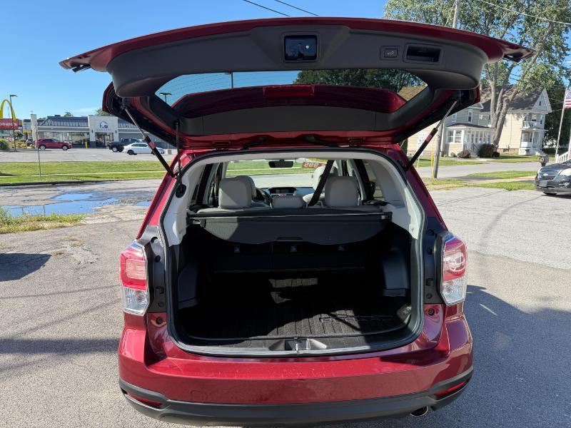 Subaru Forester 2.5i Limited 2017