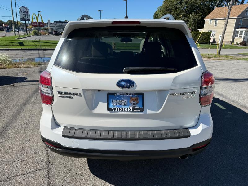 Subaru Forester 2.5i Limited 2014