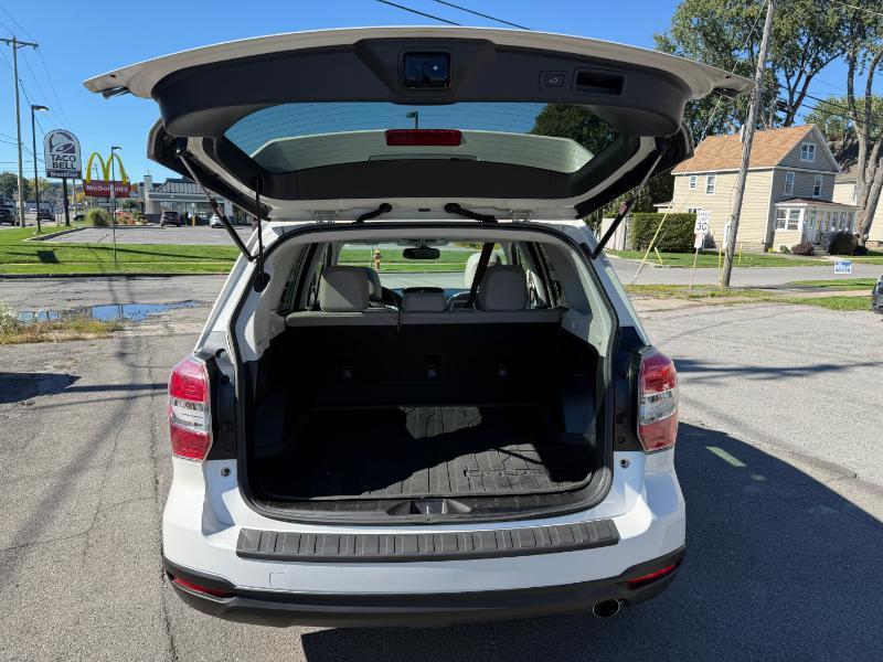 Subaru Forester 2.5i Limited 2014