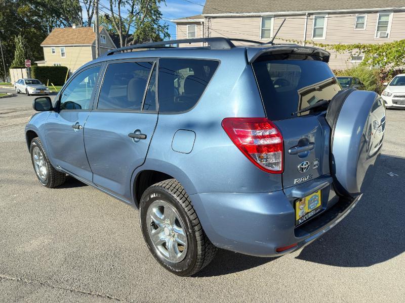 Toyota RAV4 Base I4 4WD with 3rd Row 2011