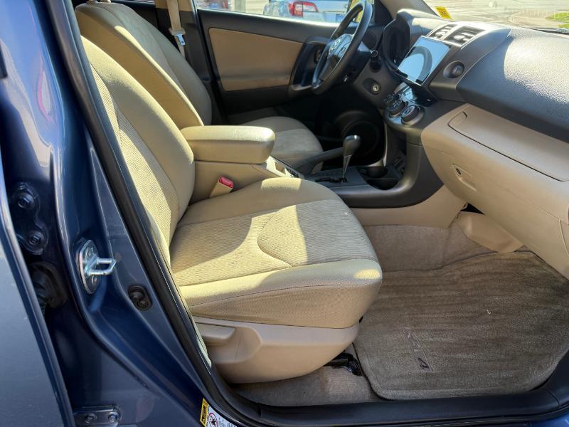 Toyota RAV4 Base I4 4WD with 3rd Row 2011