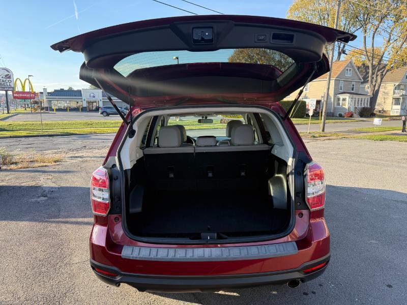Subaru Forester 2.5i Limited 2014