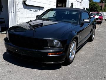 2006 Ford Mustang GT Deluxe Convertible
