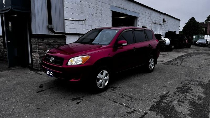 Toyota RAV4 Base I4 2WD 2012
