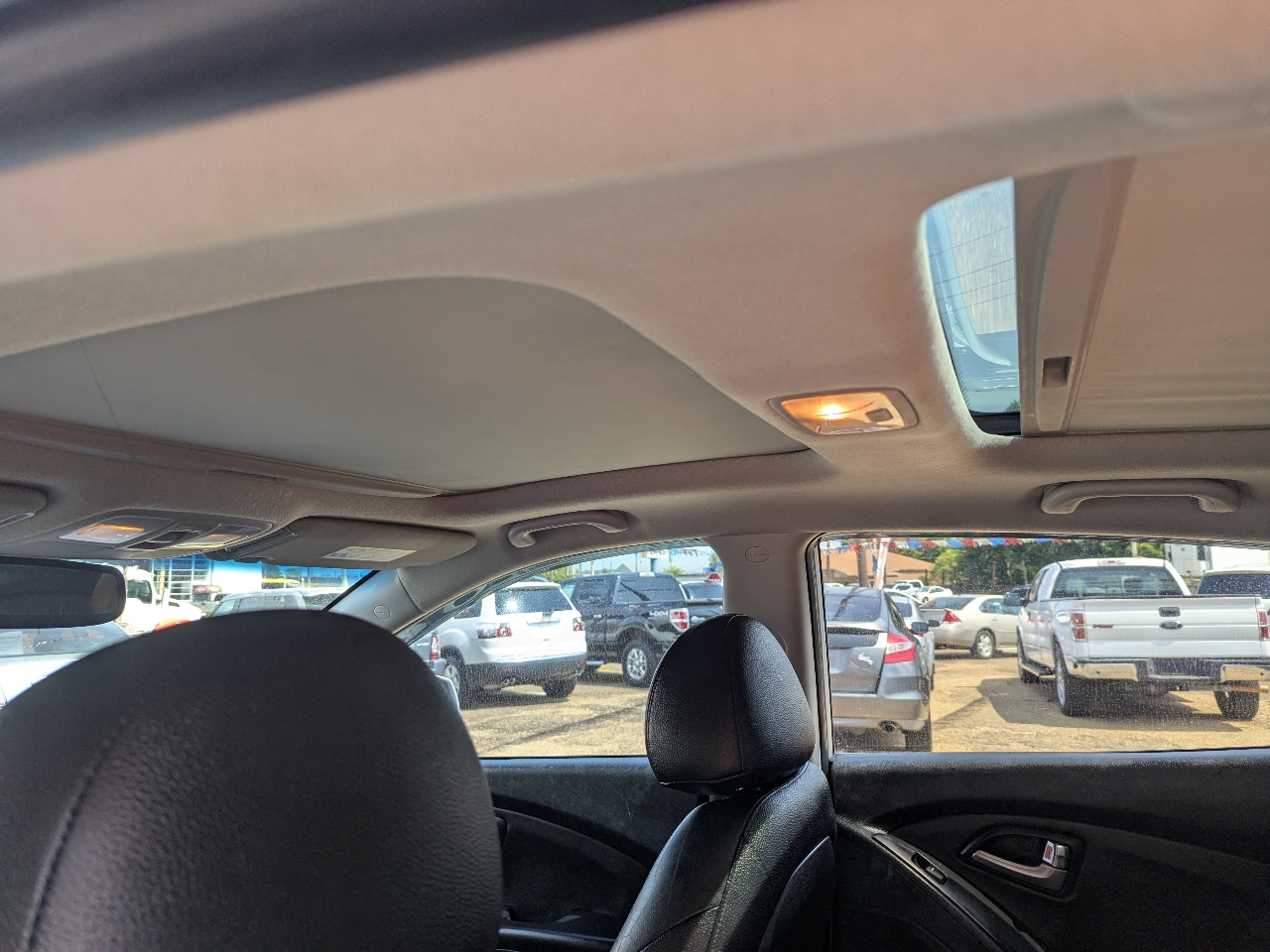 Hyundai Tucson GL Auto FWD 2012 Hyundai Tucson GL Auto FWD 2012