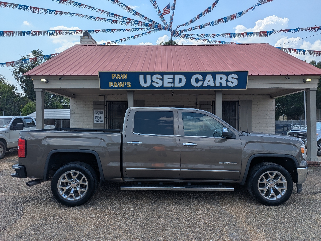 2015 GMC Sierra 1500 2WD Crew Cab 143.5" SLT
