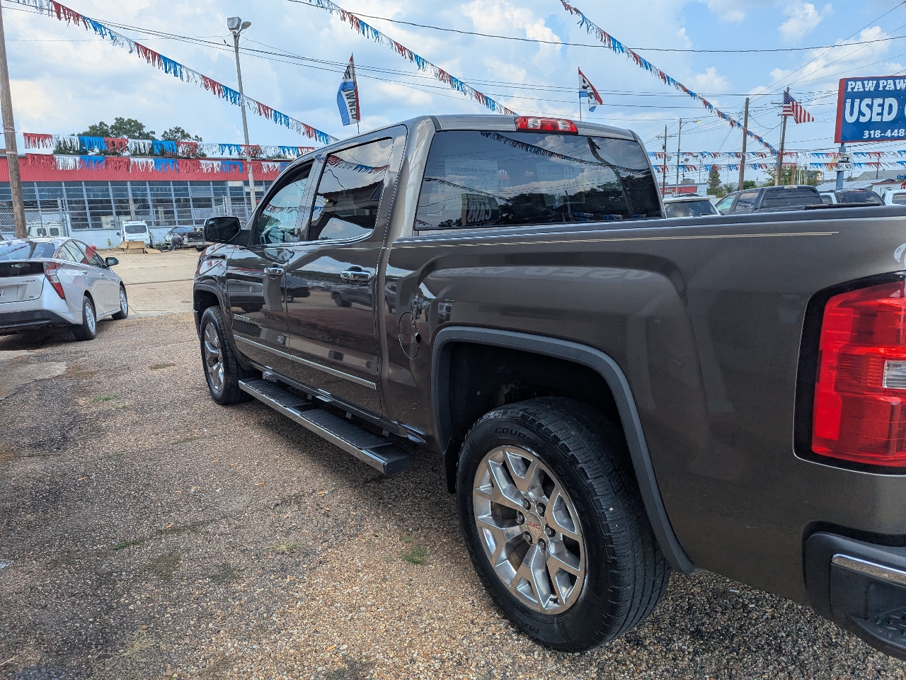 GMC Sierra 1500 2WD Crew Cab 143.5" SLT 2015 GMC Sierra 1500 2WD Crew Cab 143.5" SLT 2015