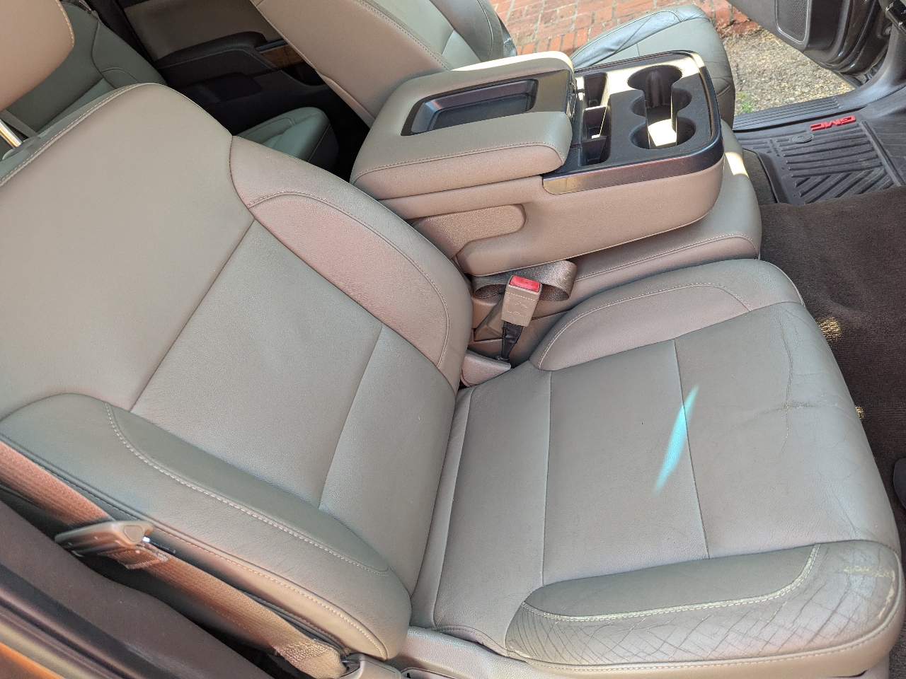 GMC Sierra 1500 2WD Crew Cab 143.5" SLT 2015 GMC Sierra 1500 2WD Crew Cab 143.5" SLT 2015