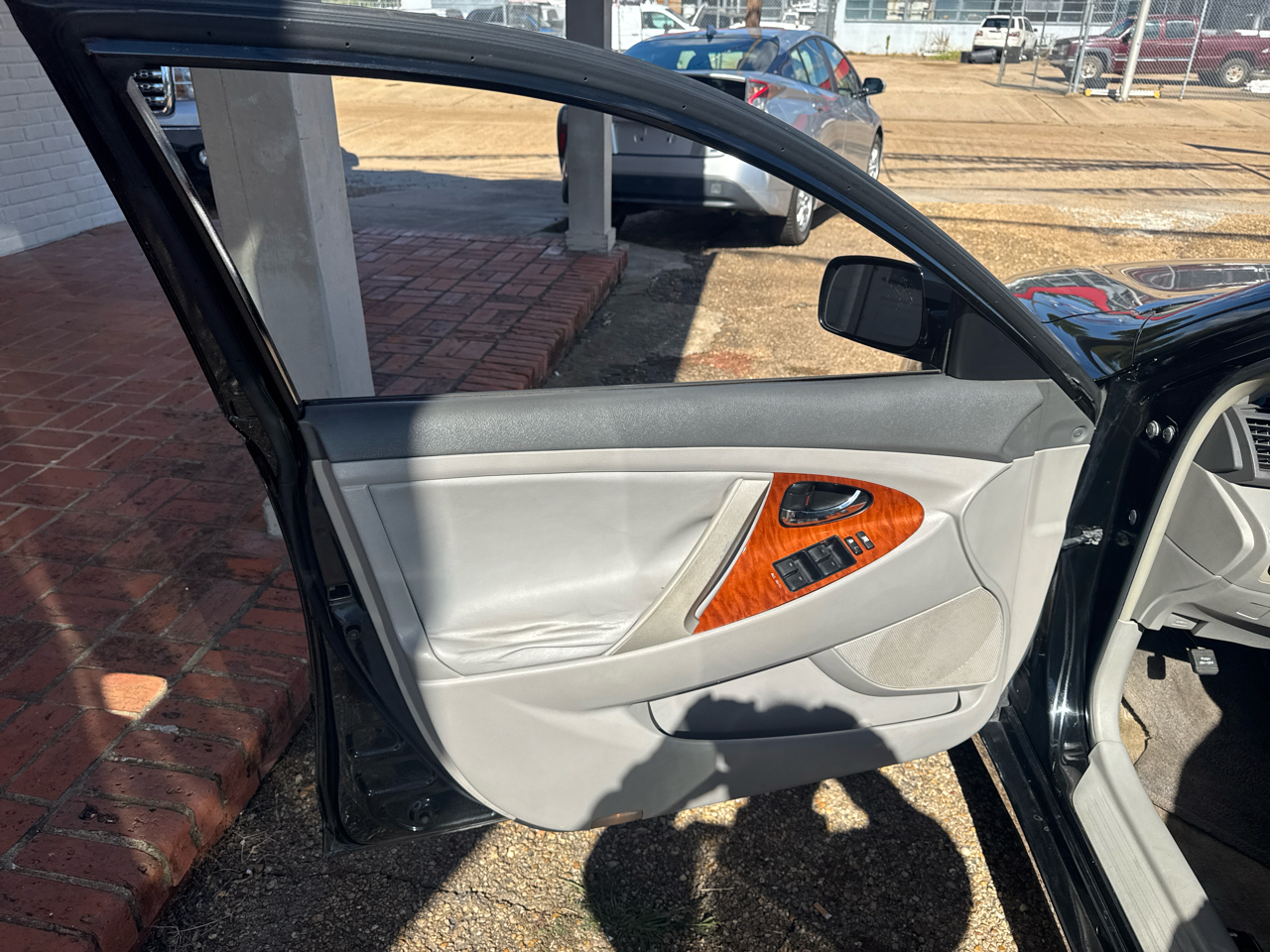 Toyota Camry Base 6-Spd AT 2011 Toyota Camry Base 6-Spd AT 2011