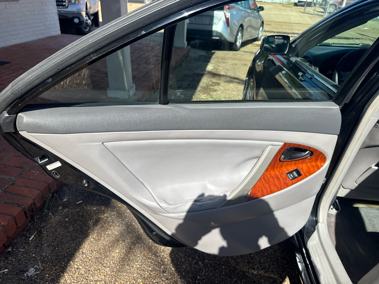 Toyota Camry Base 6-Spd AT 2011 Toyota Camry Base 6-Spd AT 2011