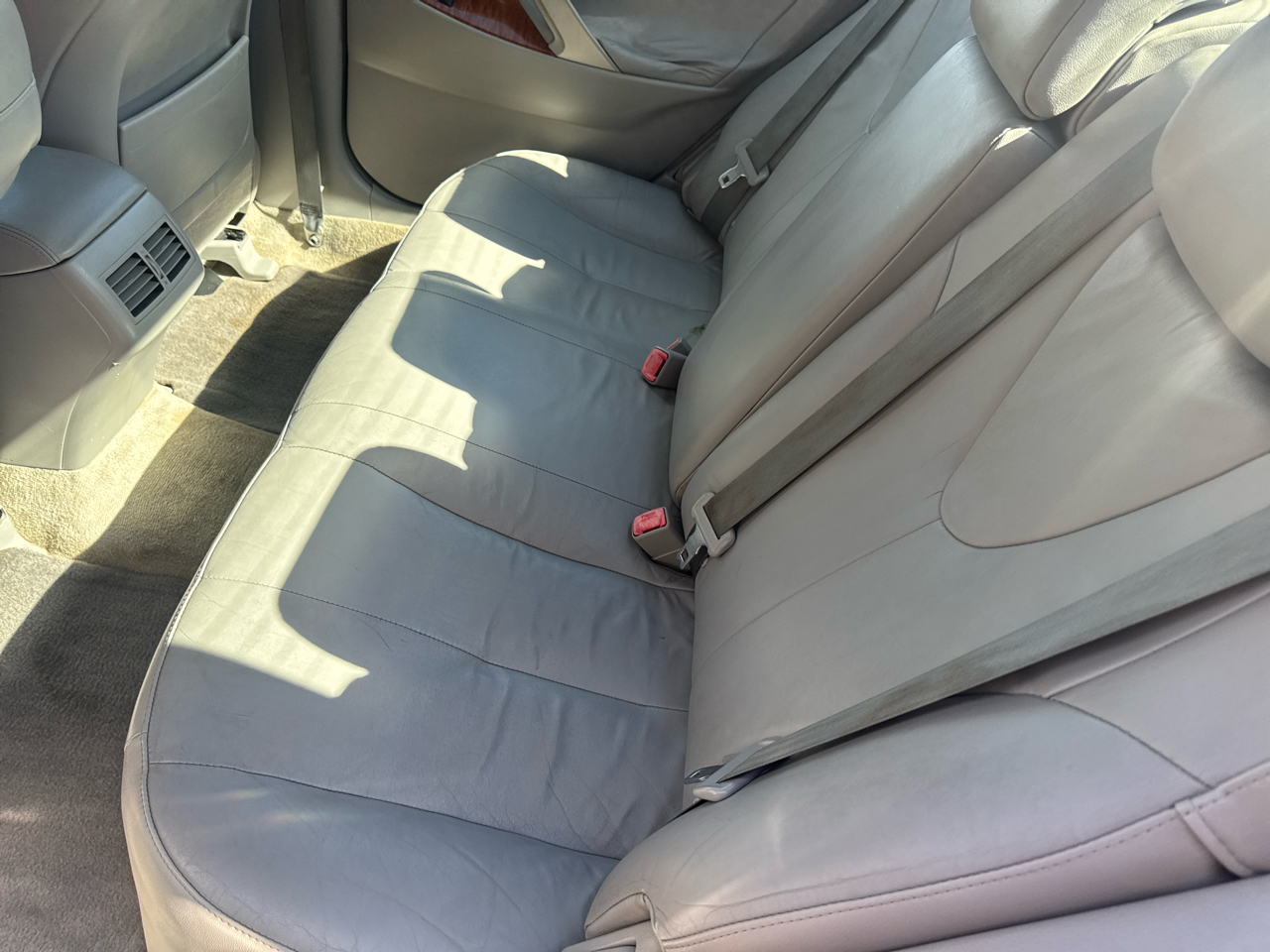 Toyota Camry Base 6-Spd AT 2011 Toyota Camry Base 6-Spd AT 2011