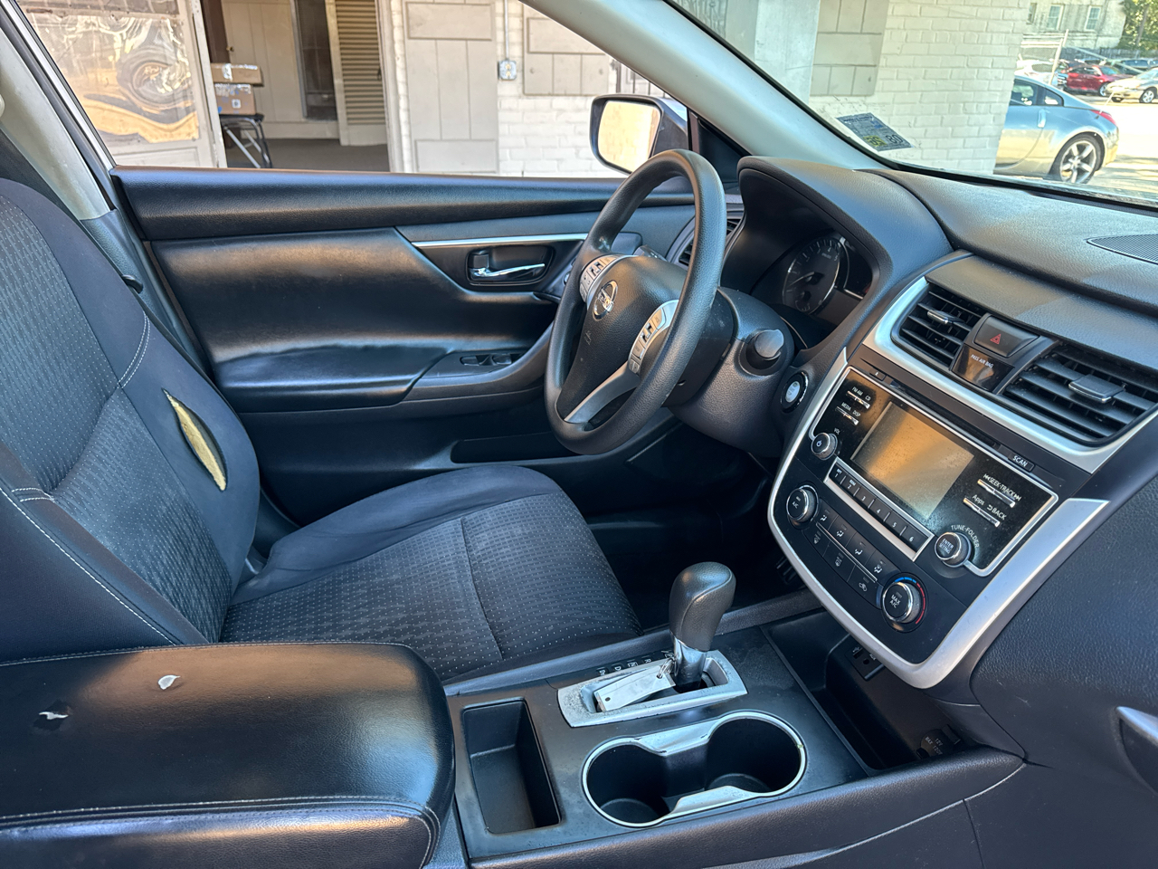 Nissan Altima 2.5 SR 2016 Nissan Altima 2.5 SR 2016