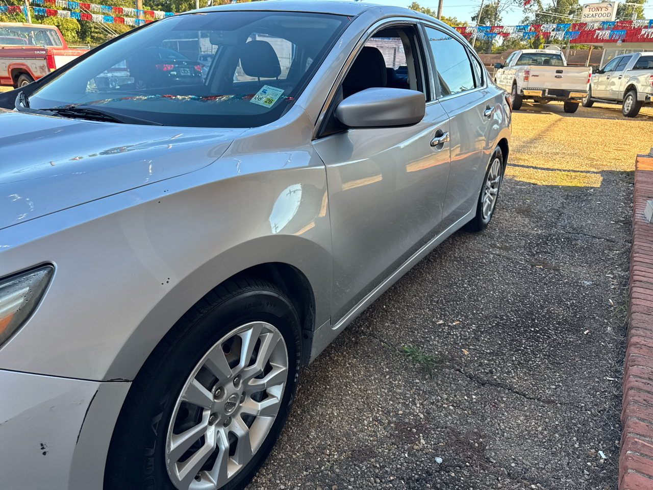 Nissan Altima 2.5 SR 2016 Nissan Altima 2.5 SR 2016