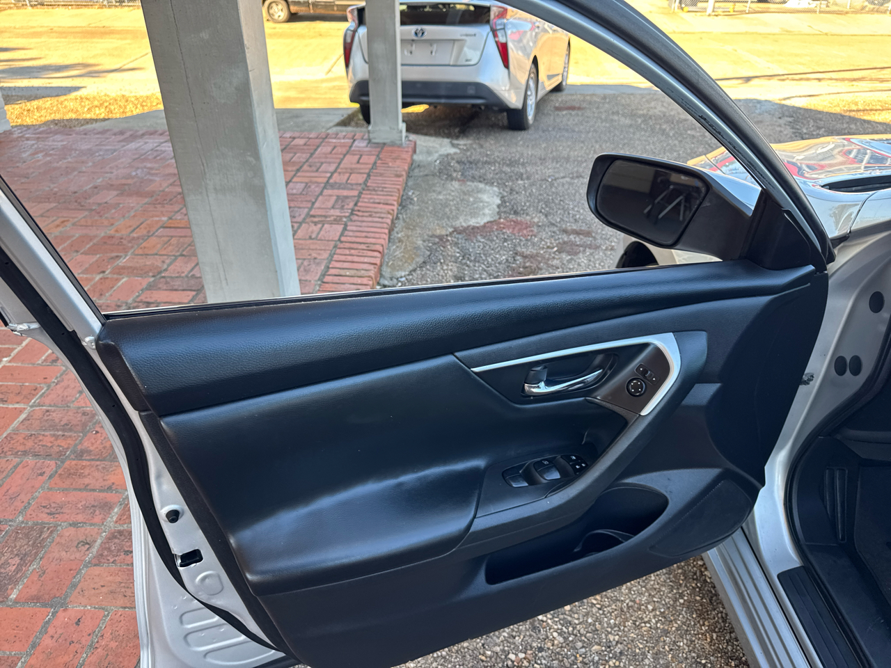 Nissan Altima 2.5 SR 2016 Nissan Altima 2.5 SR 2016