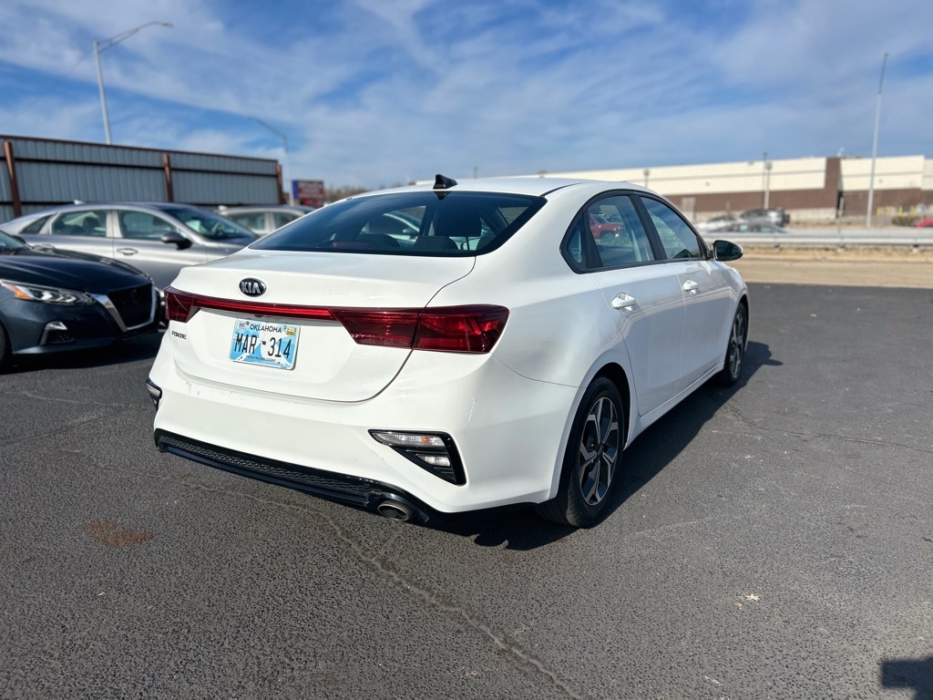 Kia Forte FE 2021