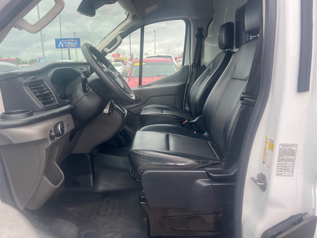 Ford Transit 250 Van Low Roof w/Sliding Pass. 130-in. WB 2020