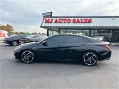 2023 Hyundai Elantra 