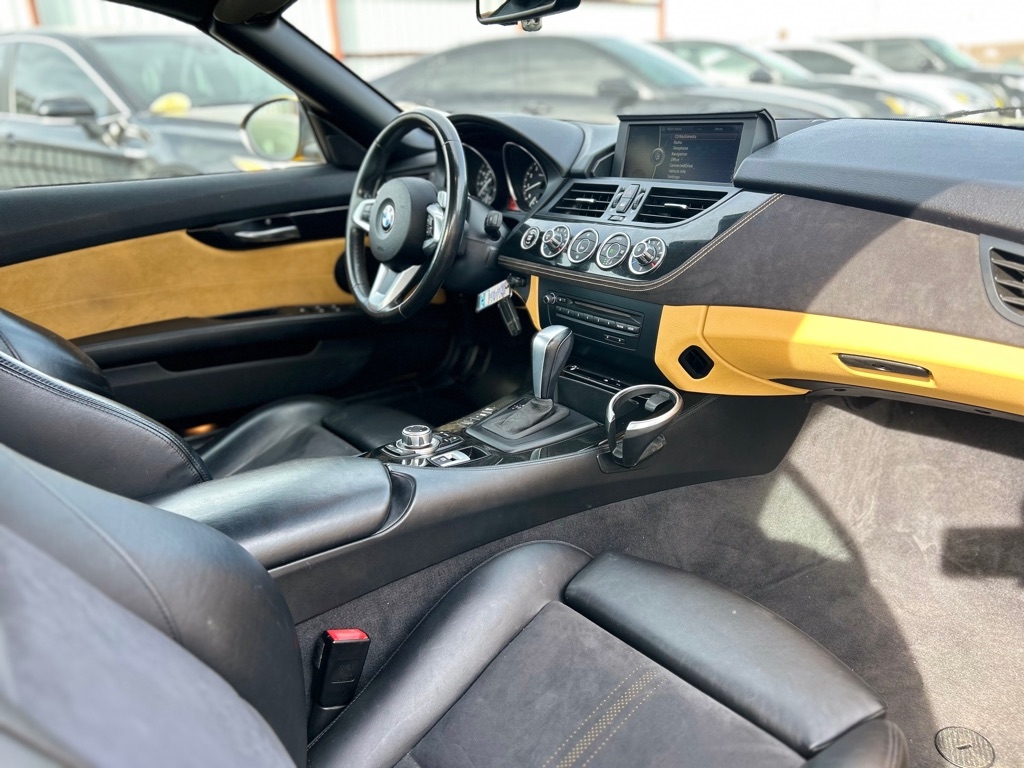 BMW Z4 sDrive30i 2011