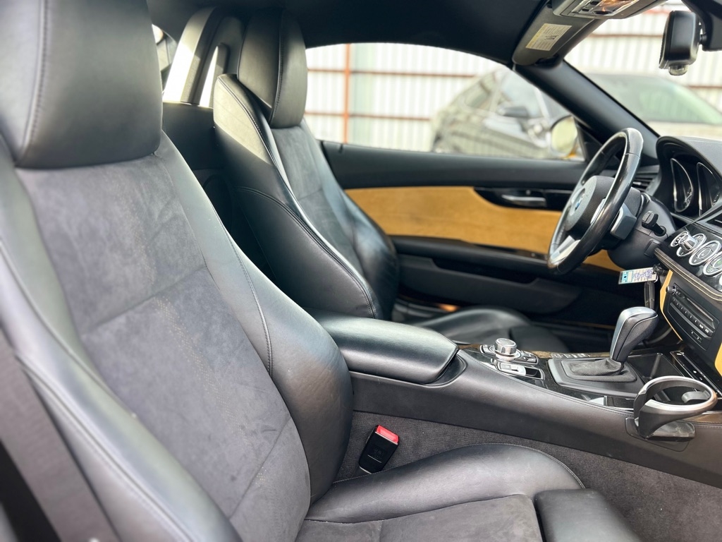BMW Z4 sDrive30i 2011