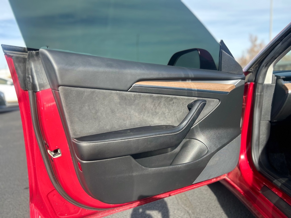 Tesla Model 3 Long Range 2021