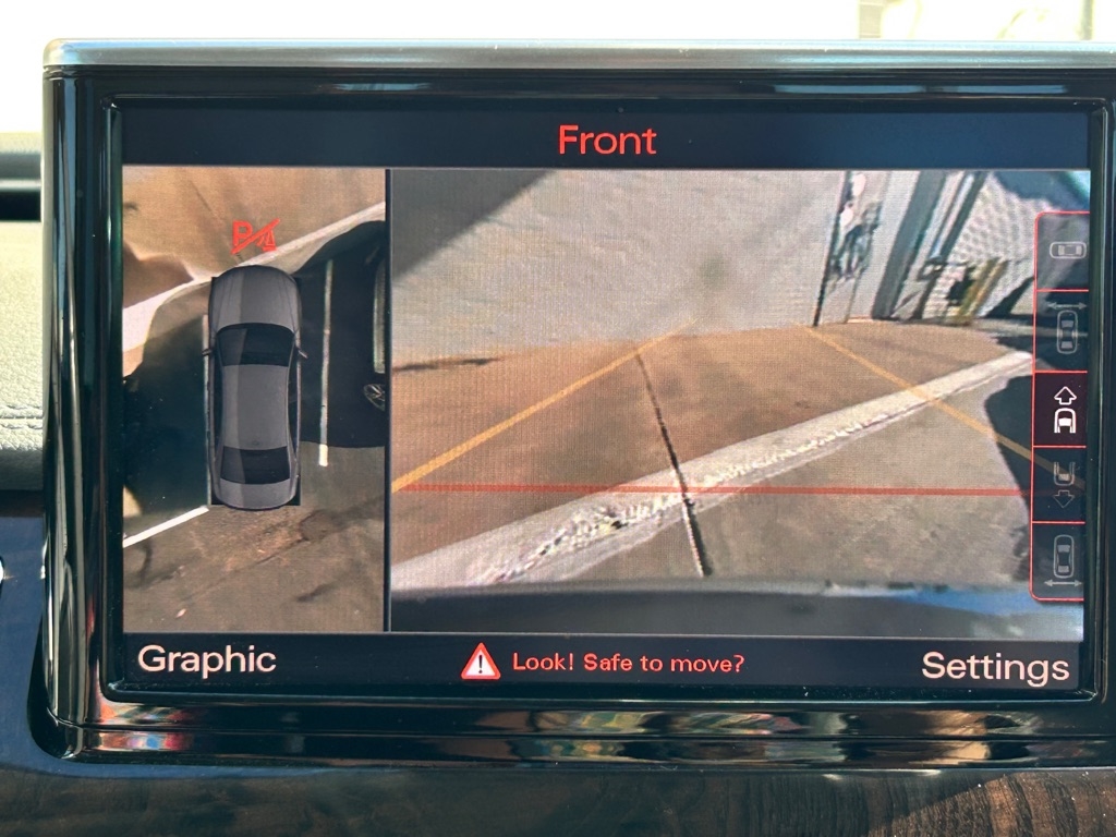 Audi A8 L 4.0T quattro 2015