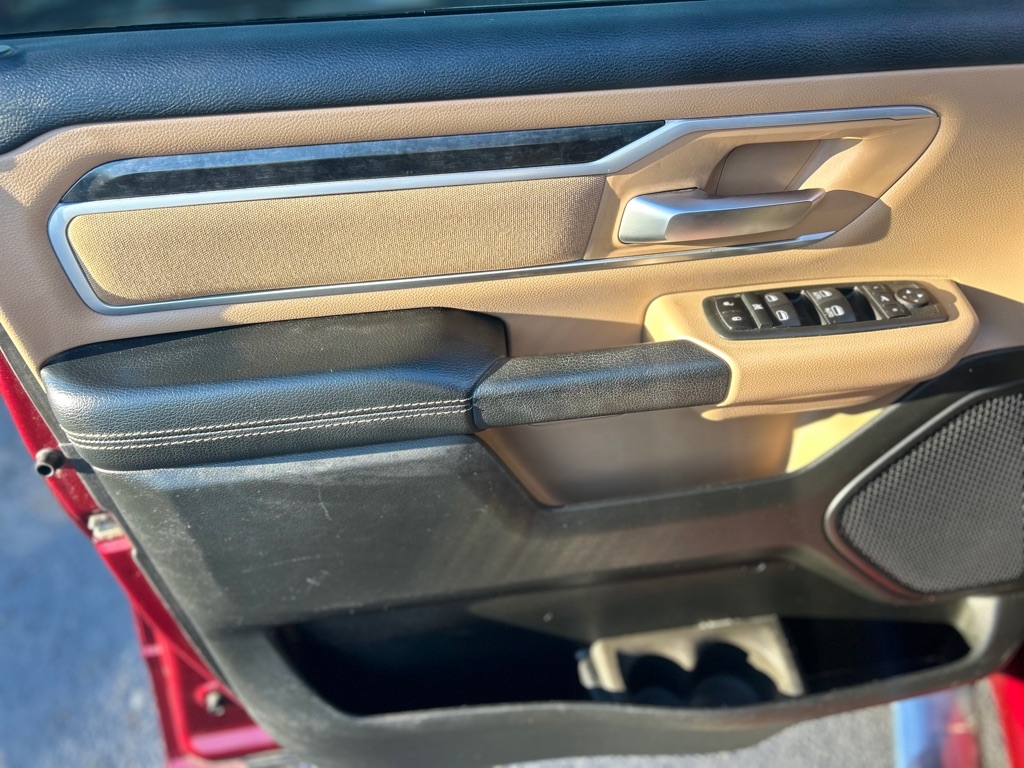 RAM 1500 Big Horn Crew Cab SWB 4WD 2020