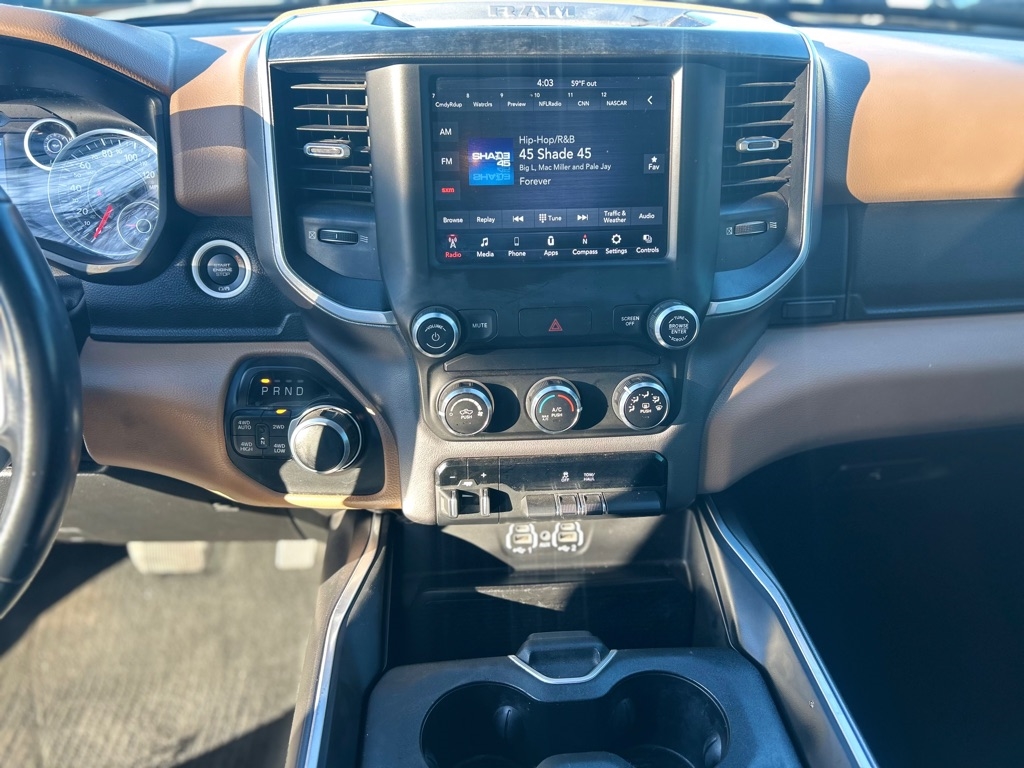 RAM 1500 Big Horn Crew Cab SWB 4WD 2020