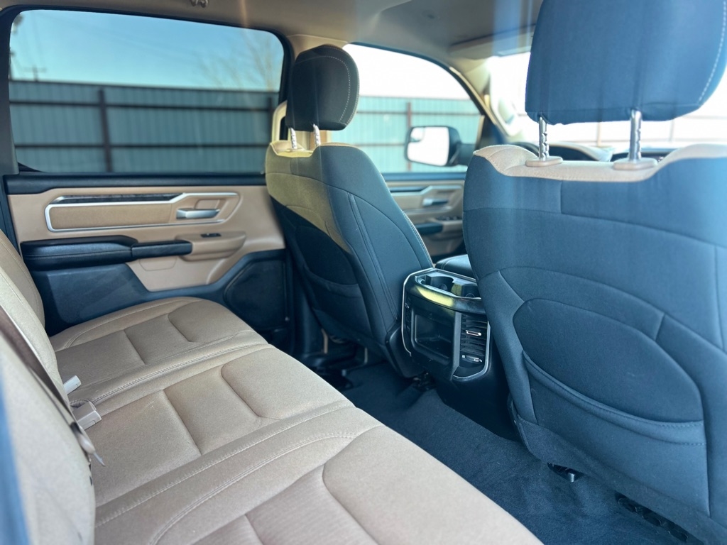 RAM 1500 Big Horn Crew Cab SWB 4WD 2020