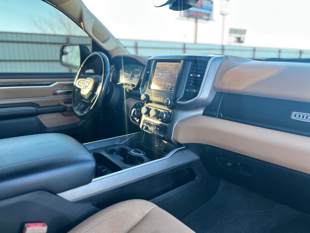 RAM 1500 Big Horn Crew Cab SWB 4WD 2020