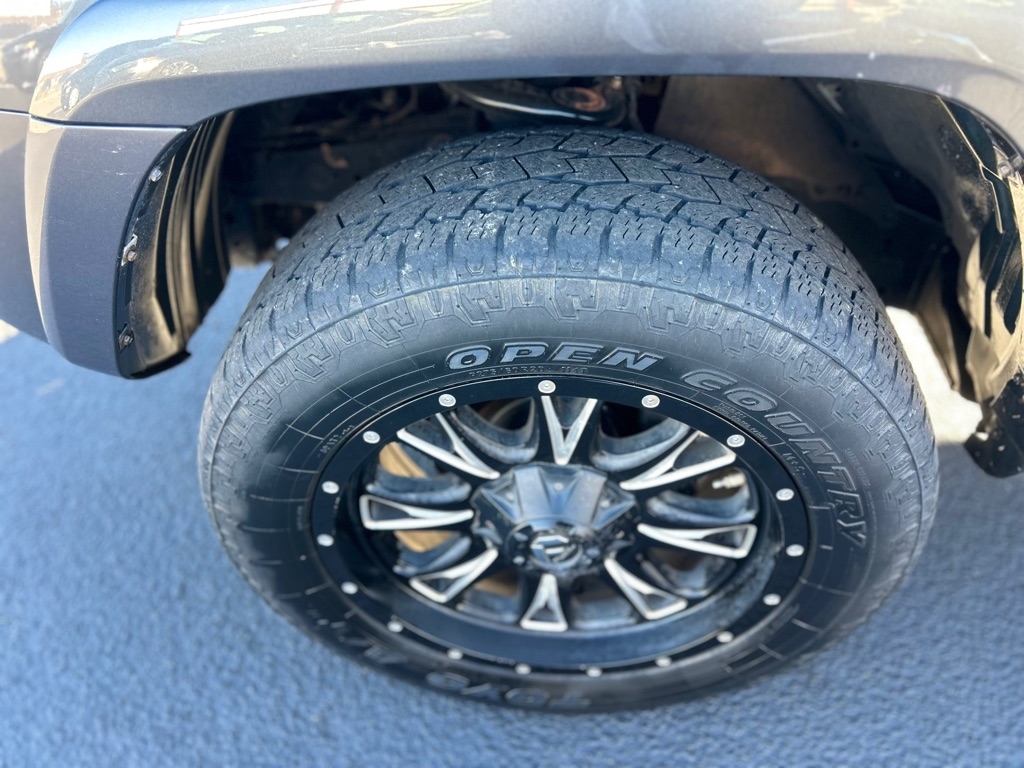 Toyota 4Runner SR5 2WD 2016