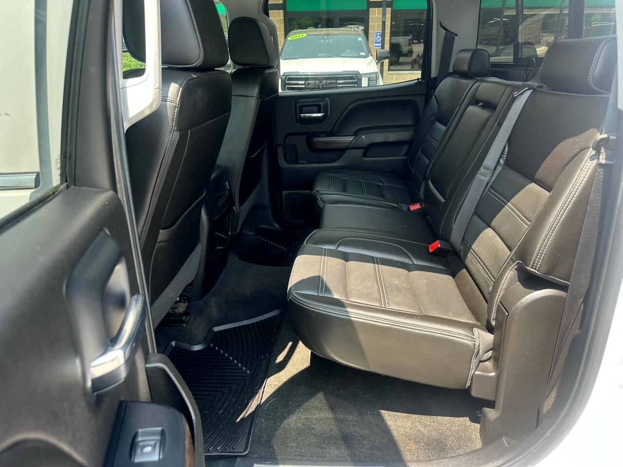 GMC Sierra 2500HD 4WD Crew Cab 153.7" Denali 2018 GMC Sierra 2500HD 4WD Crew Cab 153.7" Denali 2018