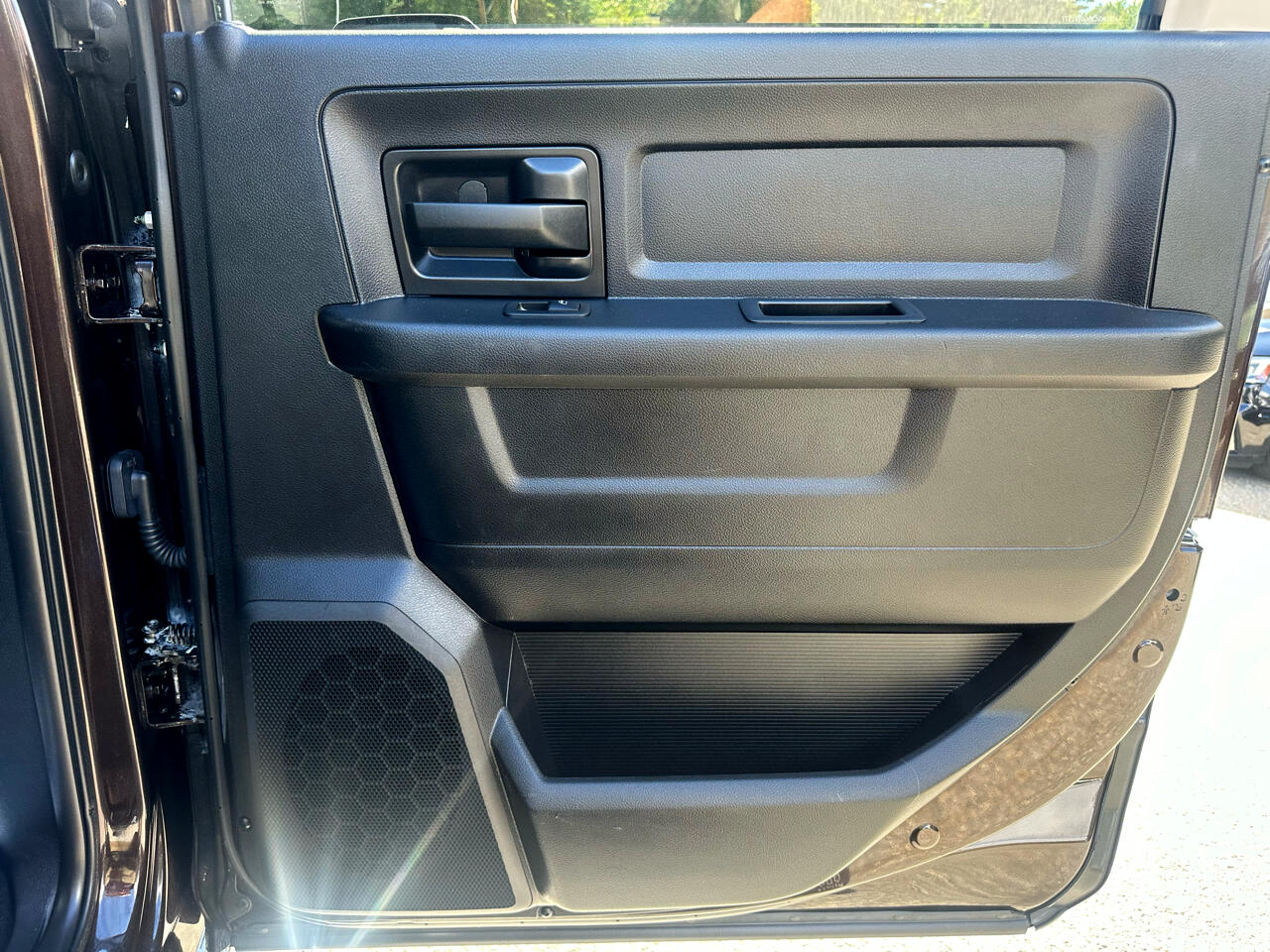 RAM 2500 4WD Crew Cab 149" Tradesman 2016 RAM 2500 4WD Crew Cab 149" Tradesman 2016