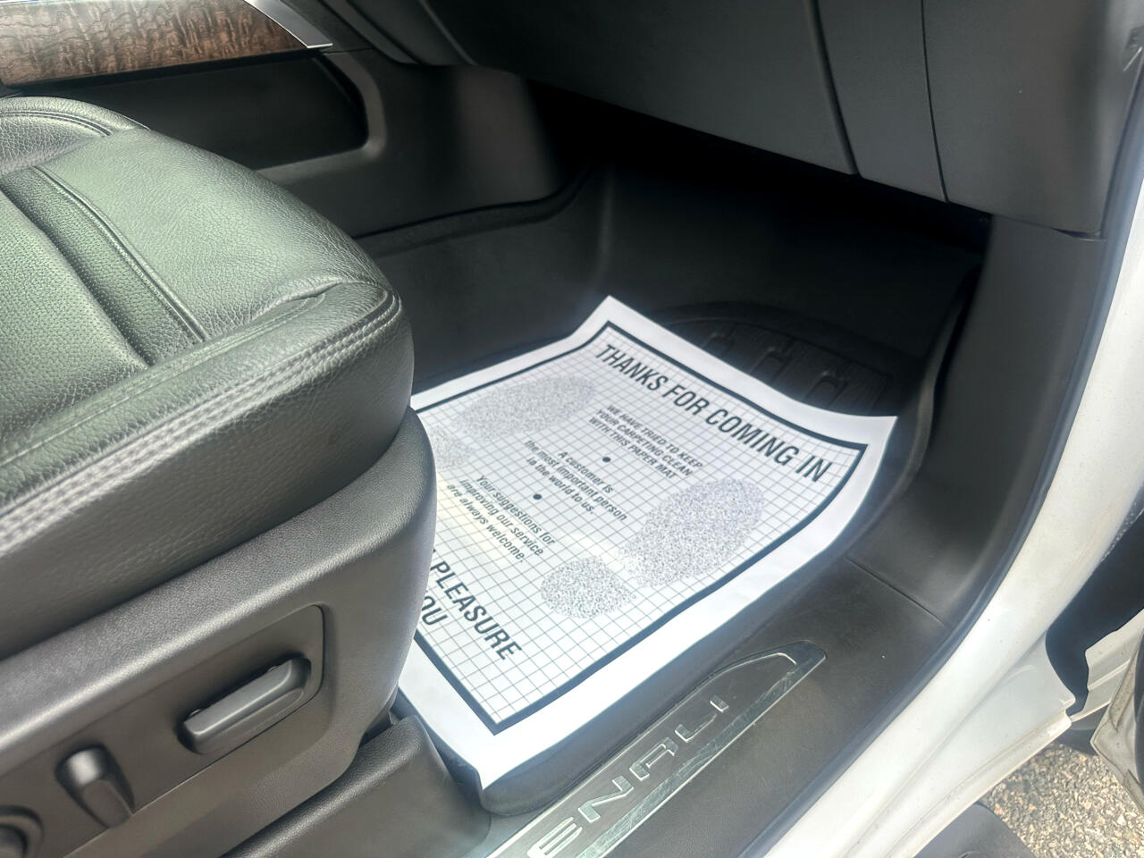 GMC Sierra 2500HD 4WD Crew Cab 159" Denali 2021 GMC Sierra 2500HD 4WD Crew Cab 159" Denali 2021