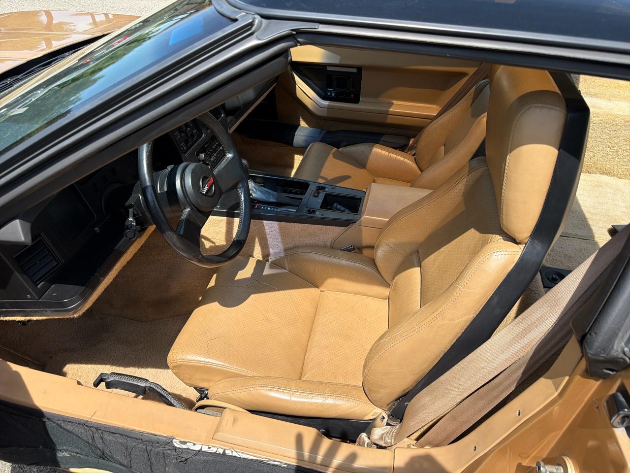 Chevrolet Corvette 2dr Hatchback Coupe 1985