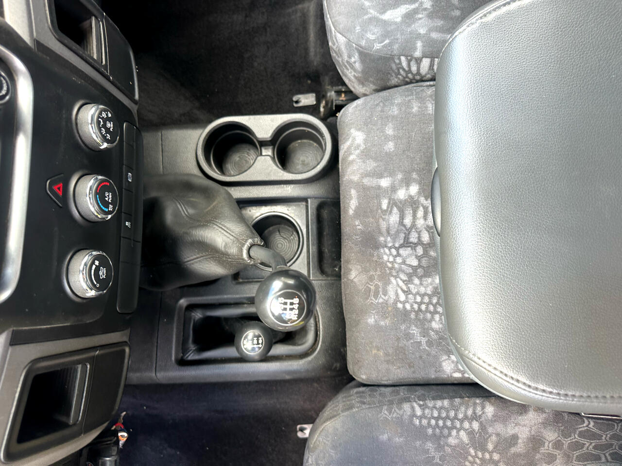 2015 Ram 2500 Tradesman photo 17