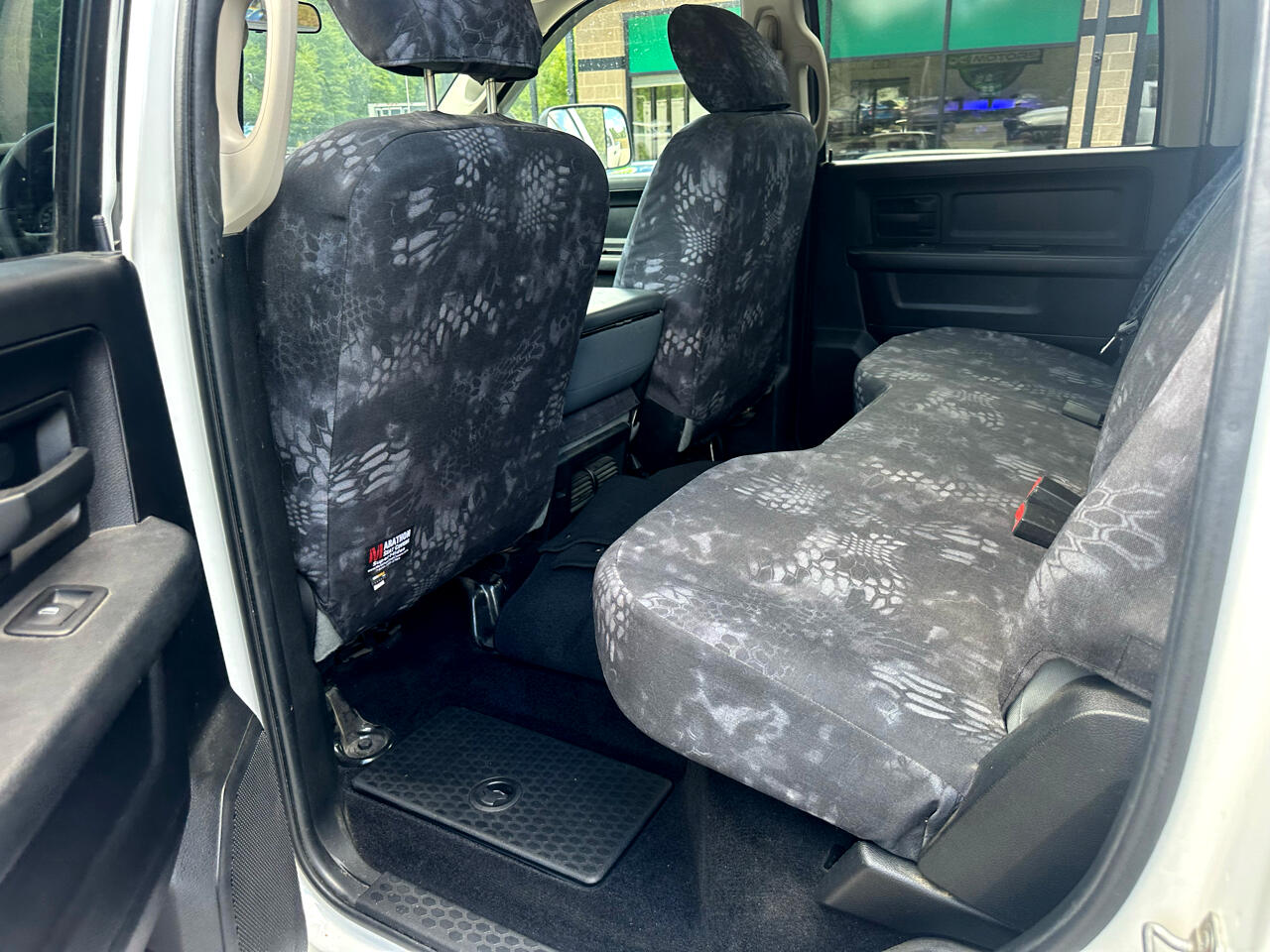 2015 Ram 2500 Tradesman photo 18