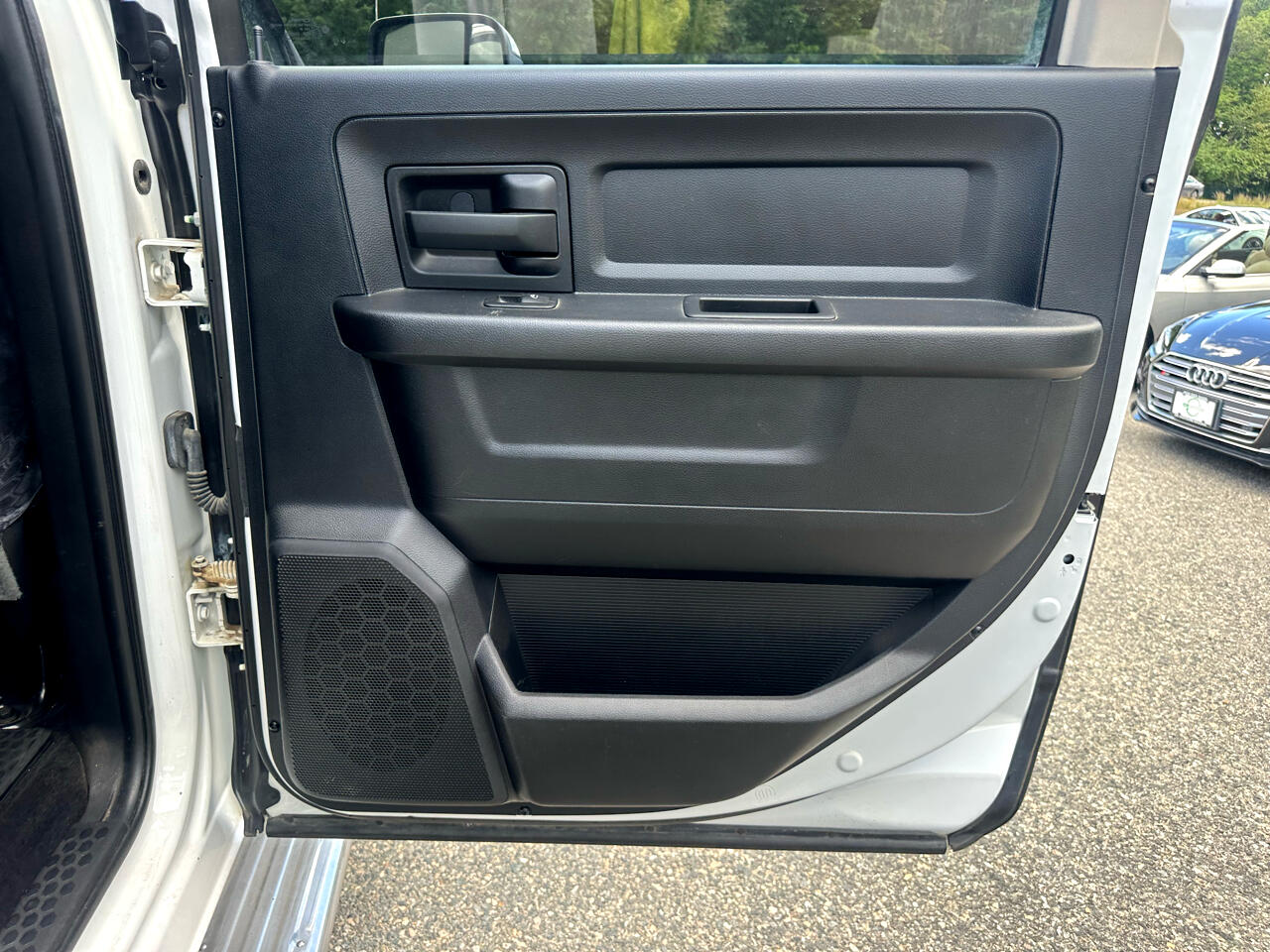 2015 Ram 2500 Tradesman photo 21