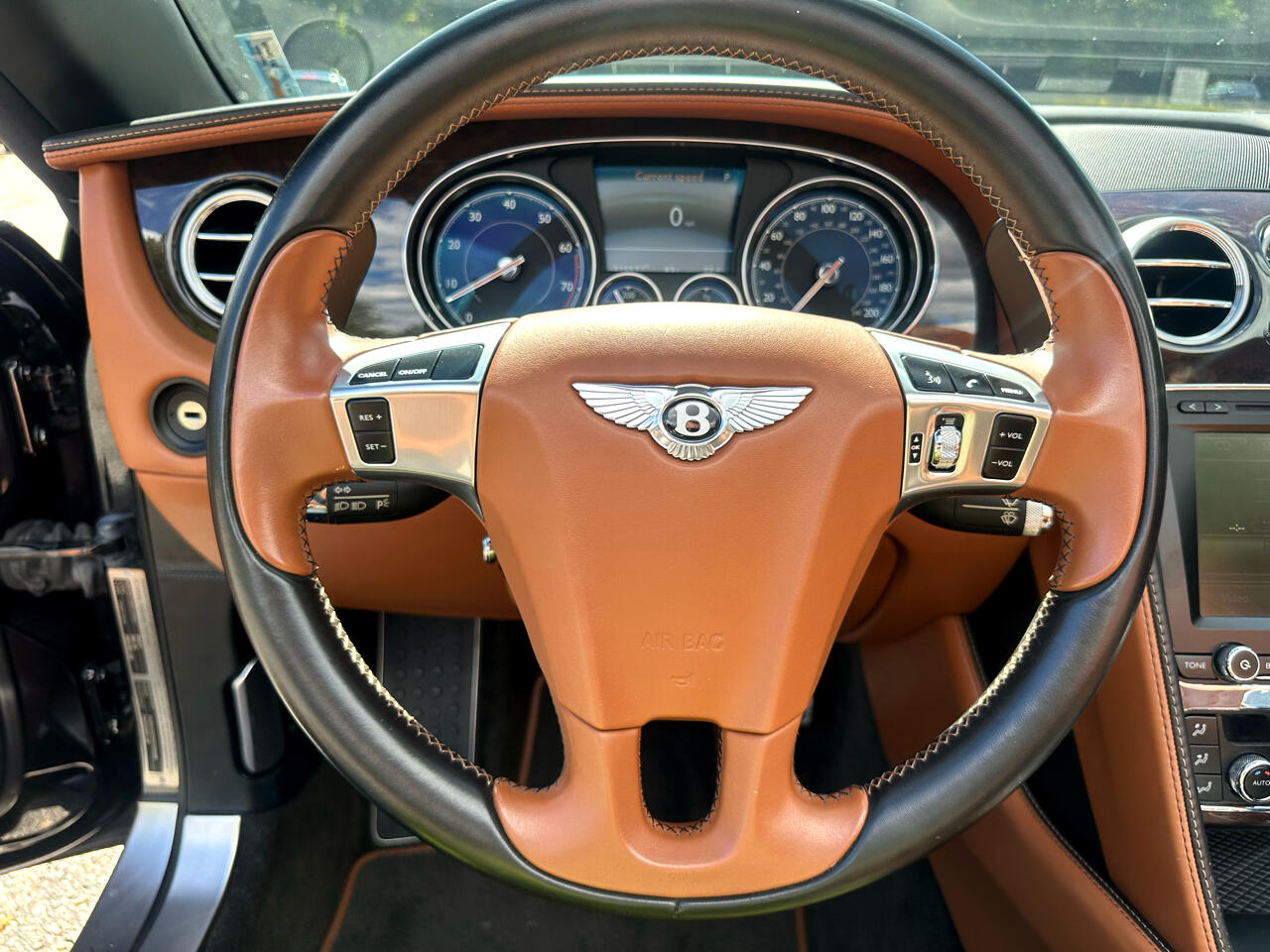 2016 Bentley Continental GTC photo 15