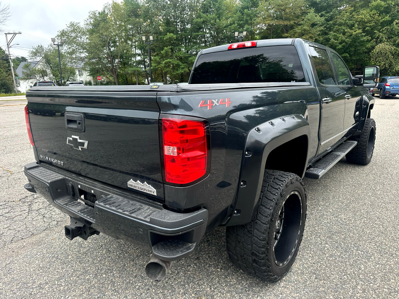 Chevrolet Silverado 2500HD 4WD Crew Cab 153.7" High Country 2019 Chevrolet Silverado 2500HD 4WD Crew Cab 153.7" High Country 2019