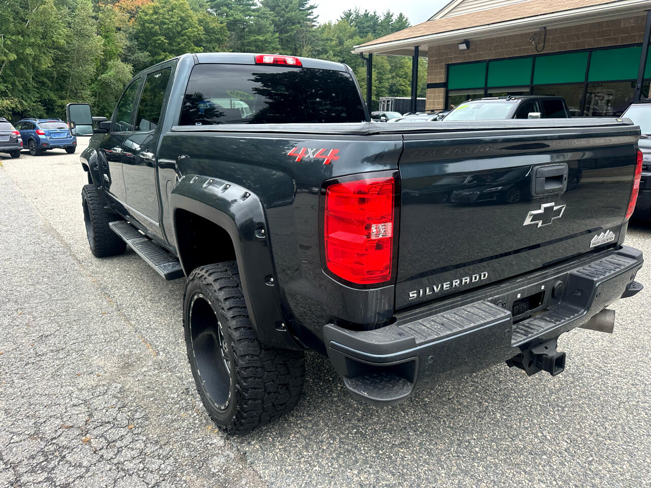Chevrolet Silverado 2500HD 4WD Crew Cab 153.7" High Country 2019 Chevrolet Silverado 2500HD 4WD Crew Cab 153.7" High Country 2019