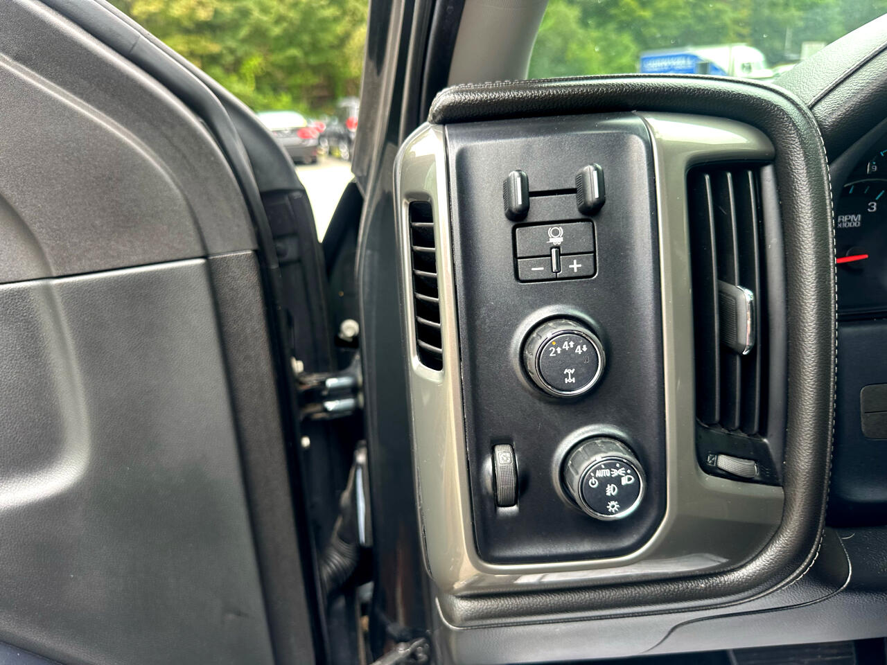 Chevrolet Silverado 2500HD 4WD Crew Cab 153.7" High Country 2019 Chevrolet Silverado 2500HD 4WD Crew Cab 153.7" High Country 2019