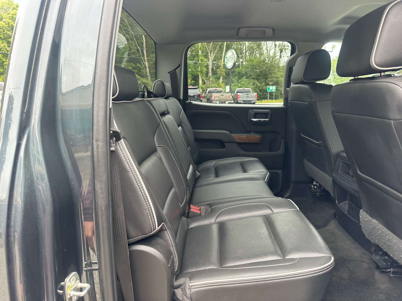 Chevrolet Silverado 2500HD 4WD Crew Cab 153.7" High Country 2019 Chevrolet Silverado 2500HD 4WD Crew Cab 153.7" High Country 2019