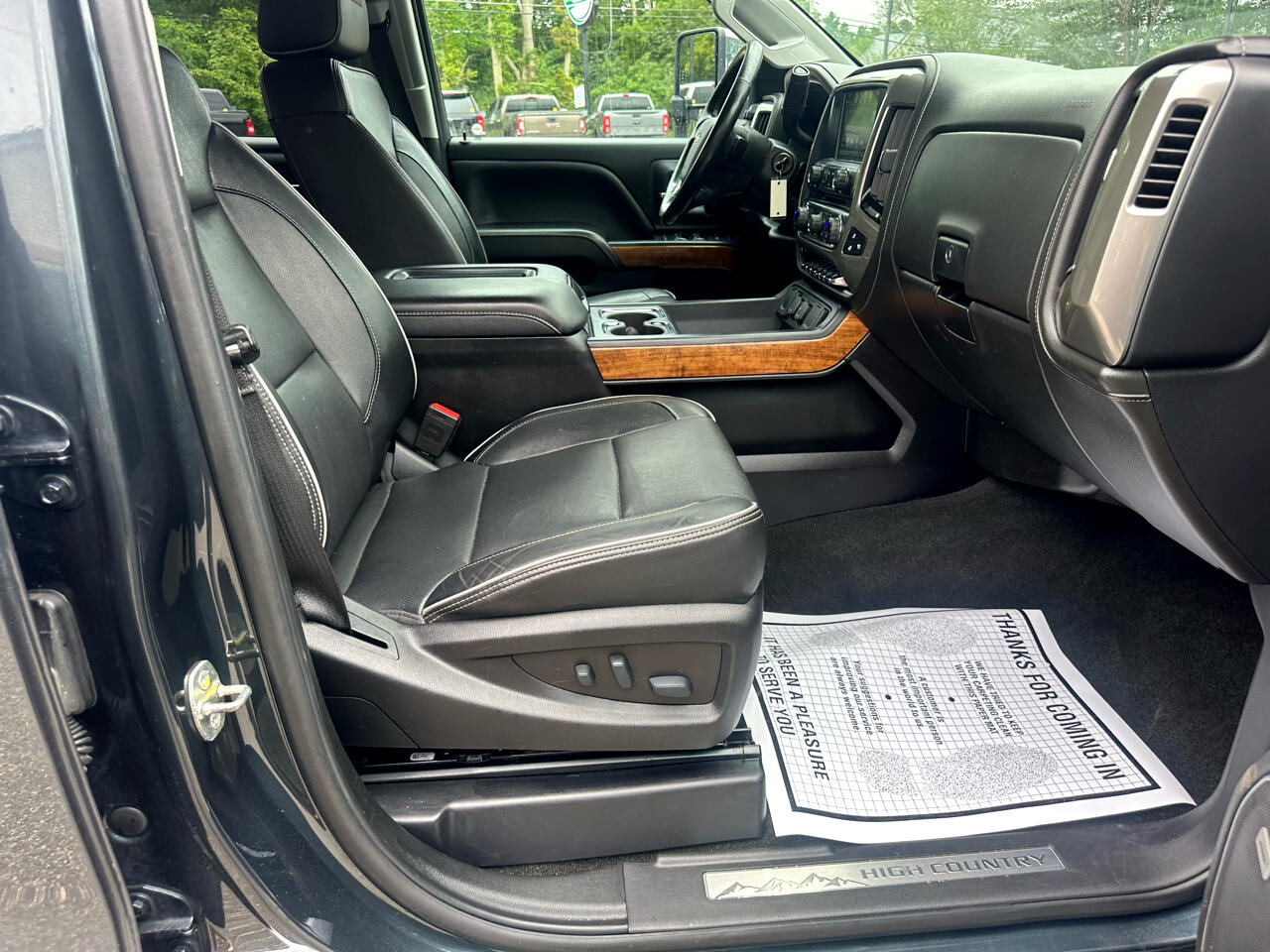Chevrolet Silverado 2500HD 4WD Crew Cab 153.7" High Country 2019 Chevrolet Silverado 2500HD 4WD Crew Cab 153.7" High Country 2019