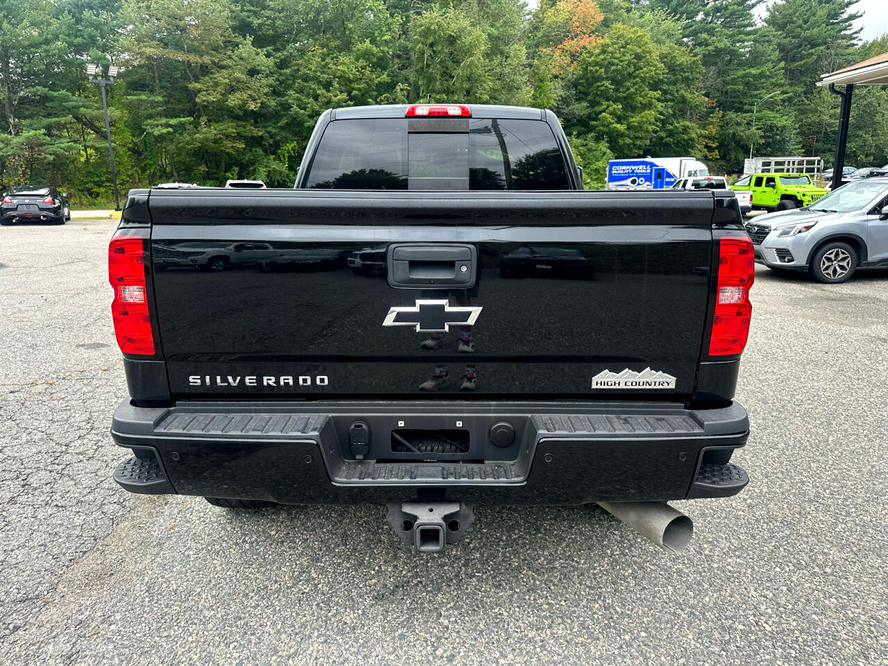 Chevrolet Silverado 2500HD 4WD Crew Cab 153.7" High Country 2017 Chevrolet Silverado 2500HD 4WD Crew Cab 153.7" High Country 2017