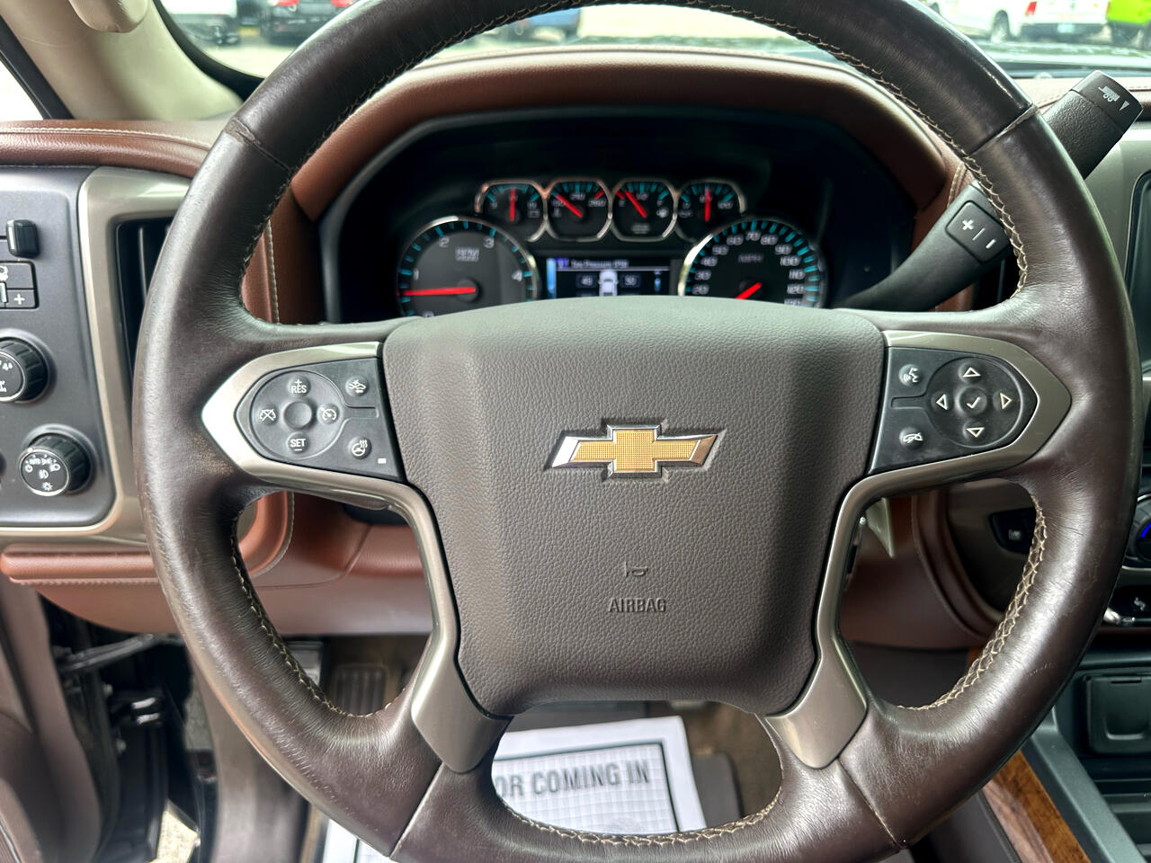 Chevrolet Silverado 2500HD 4WD Crew Cab 153.7" High Country 2017 Chevrolet Silverado 2500HD 4WD Crew Cab 153.7" High Country 2017