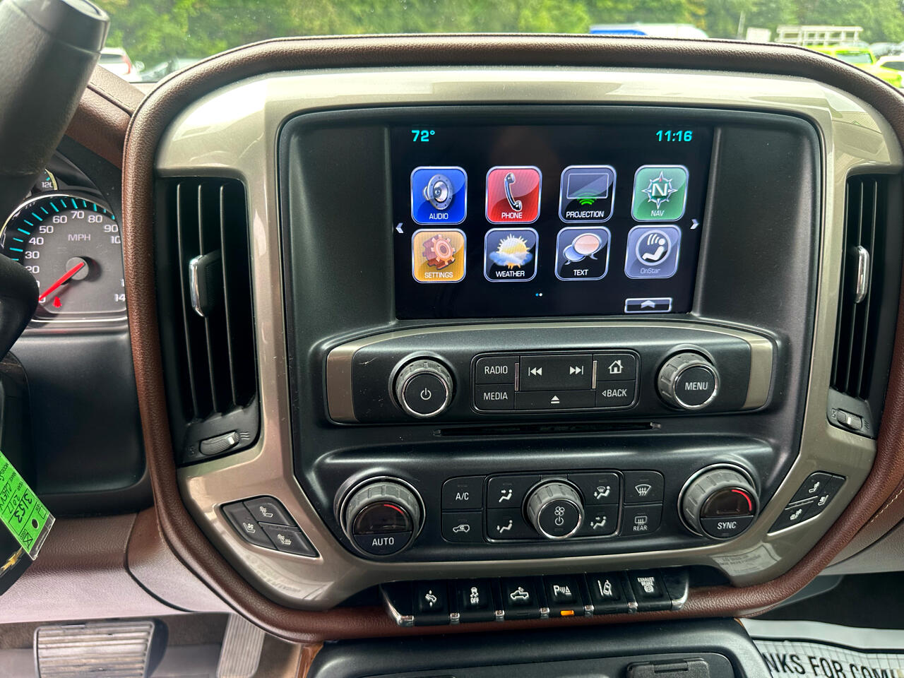 Chevrolet Silverado 2500HD 4WD Crew Cab 153.7" High Country 2017 Chevrolet Silverado 2500HD 4WD Crew Cab 153.7" High Country 2017