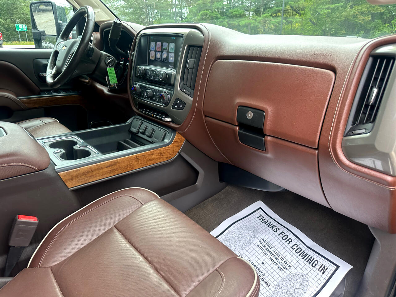 Chevrolet Silverado 2500HD 4WD Crew Cab 153.7" High Country 2017 Chevrolet Silverado 2500HD 4WD Crew Cab 153.7" High Country 2017