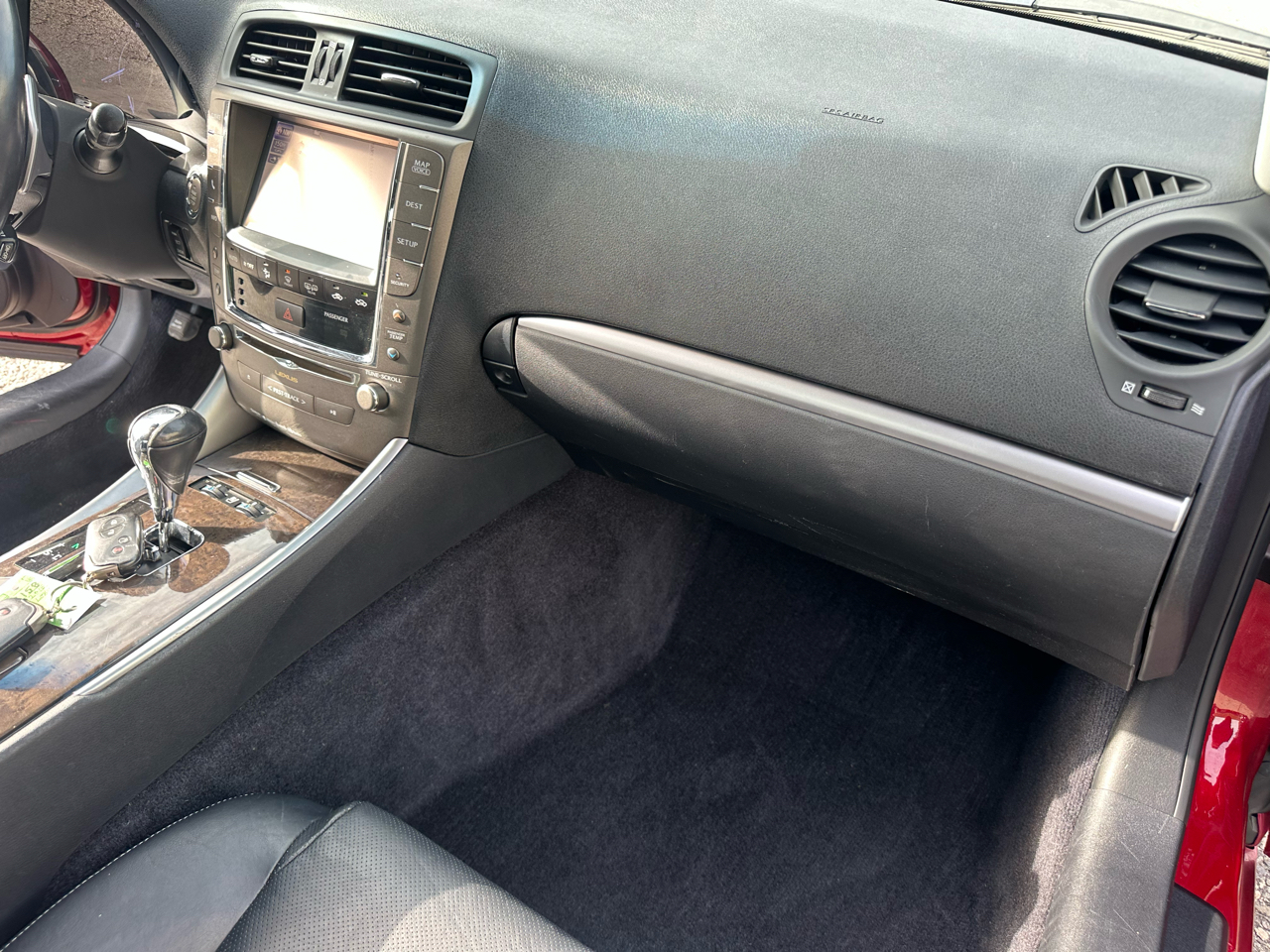2015 Lexus IS 250C photo 12