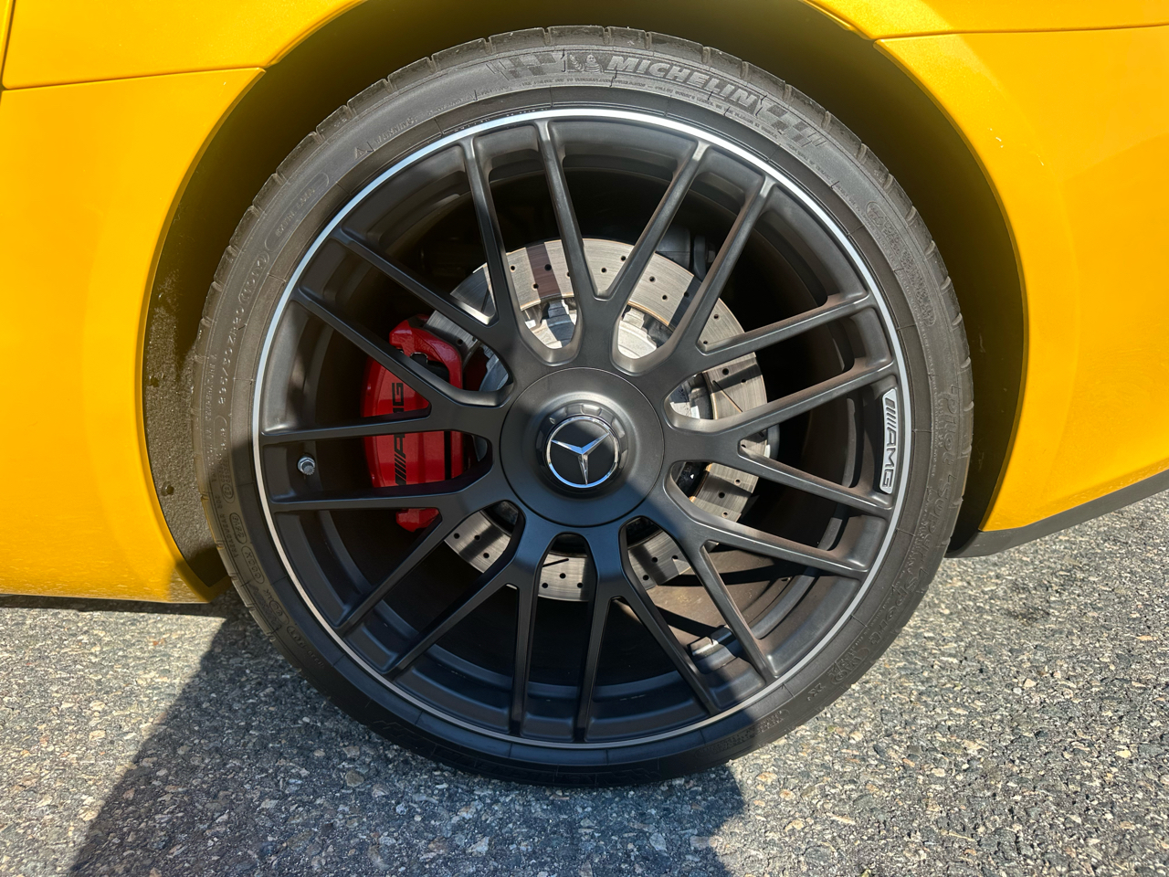 2017 Mercedes Benz AMG GT GT S photo 2